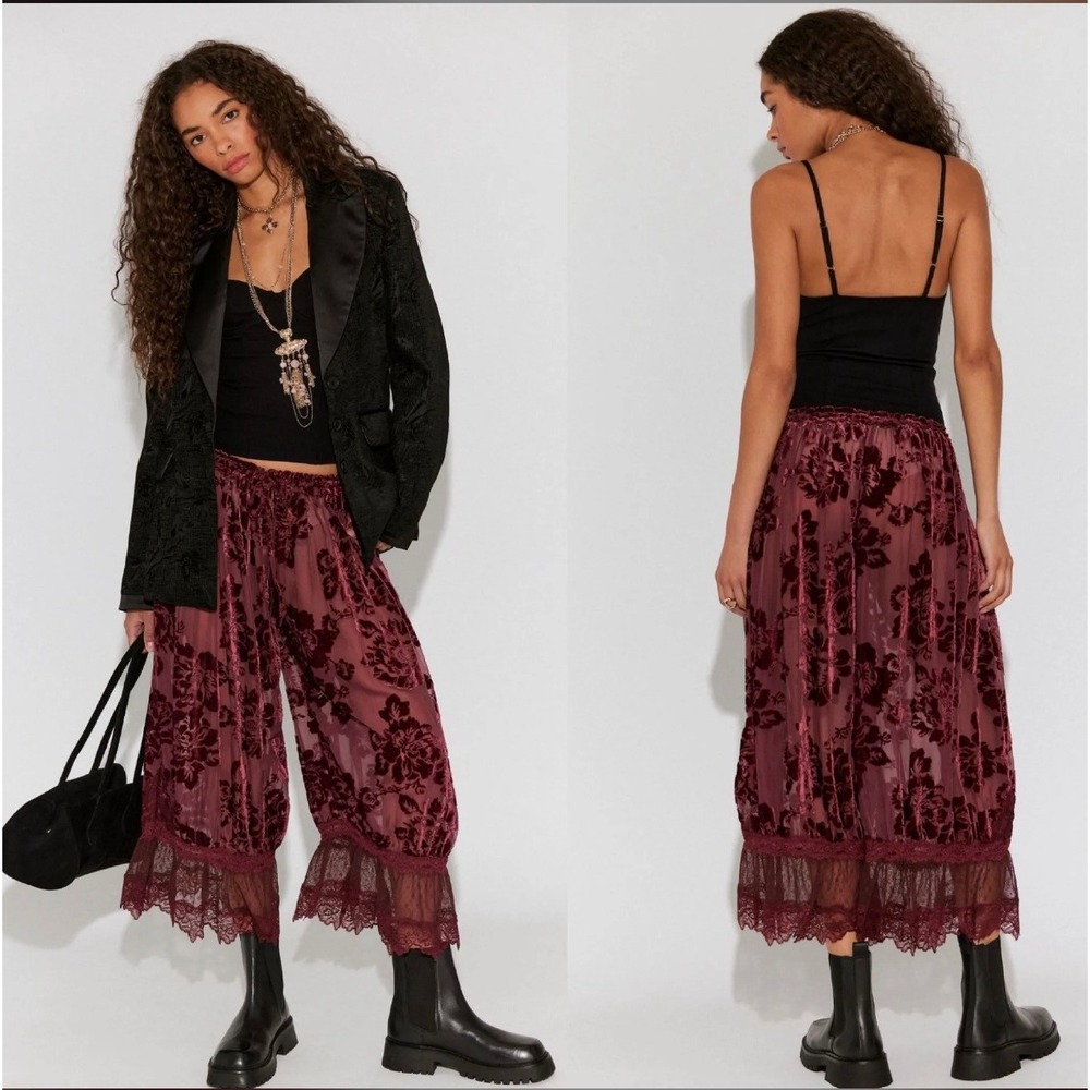 $128 Free People Forever Young Burnout Pants M NWT